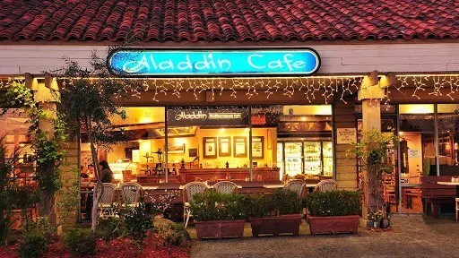 Ron Simon & Associates presenta la primera demanda por salmonela contra Aladdin Mediterranean Cafe en San Diego