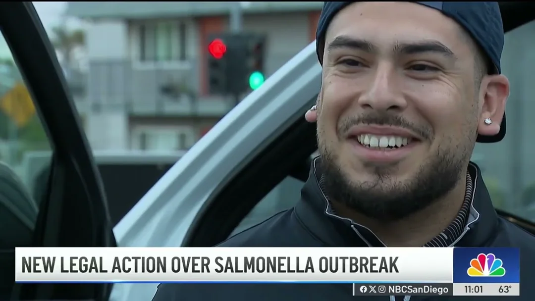 Tres presuntas victimas vinculadas al brote de salmonella del restaurante Aladdin presentan demanda